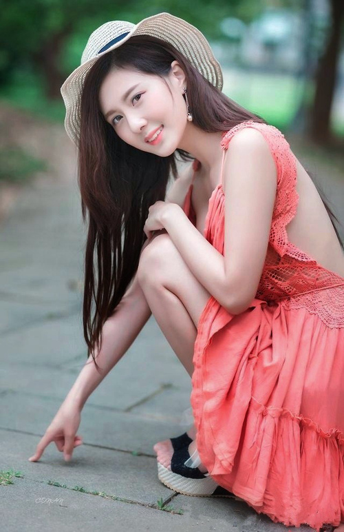 熊猫体育APP-PSG.LGD教练团队战术调整显成效，lol psg教练