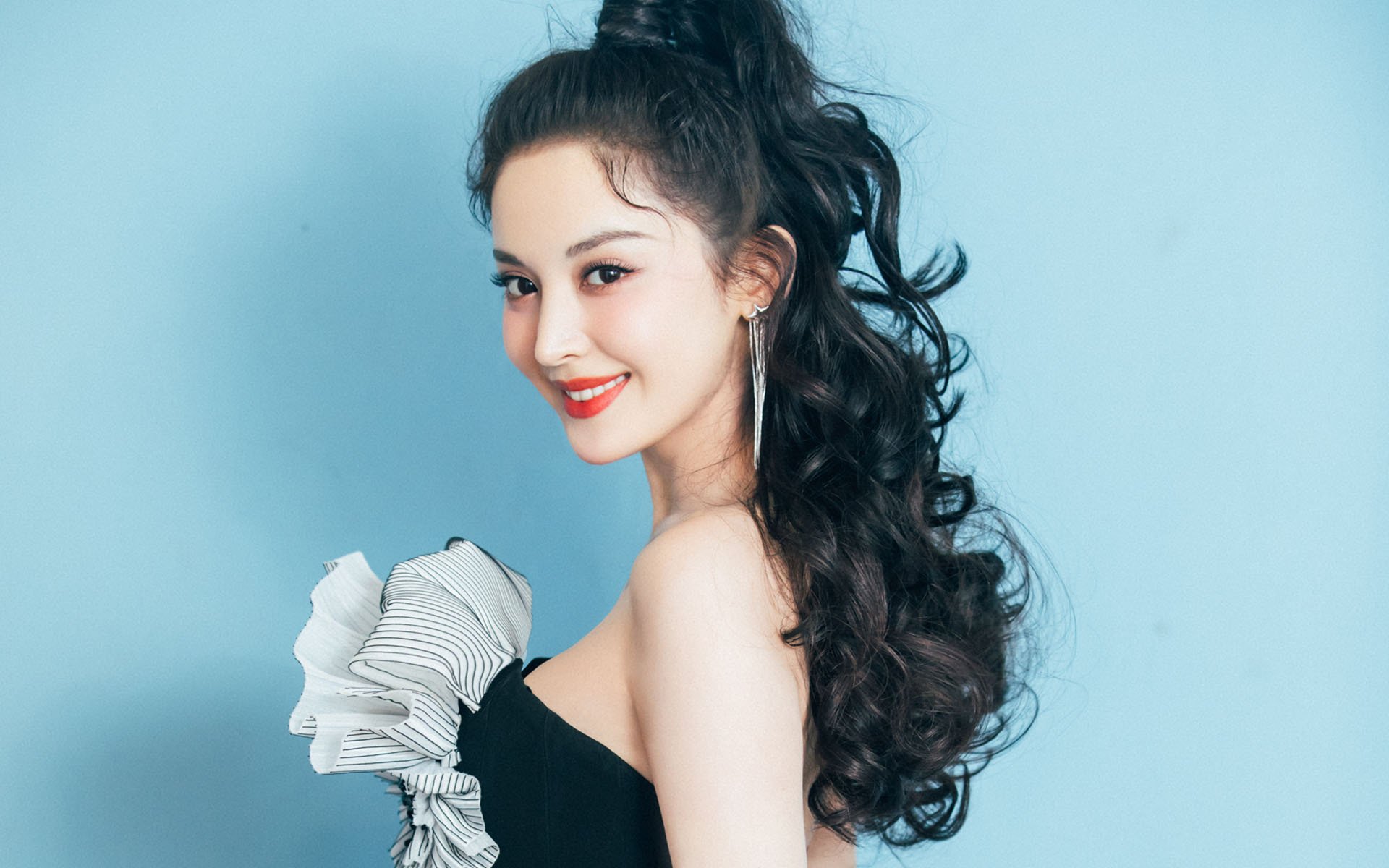 英超冠军悬念：最后的决战即将开启！，2021英超最后一轮